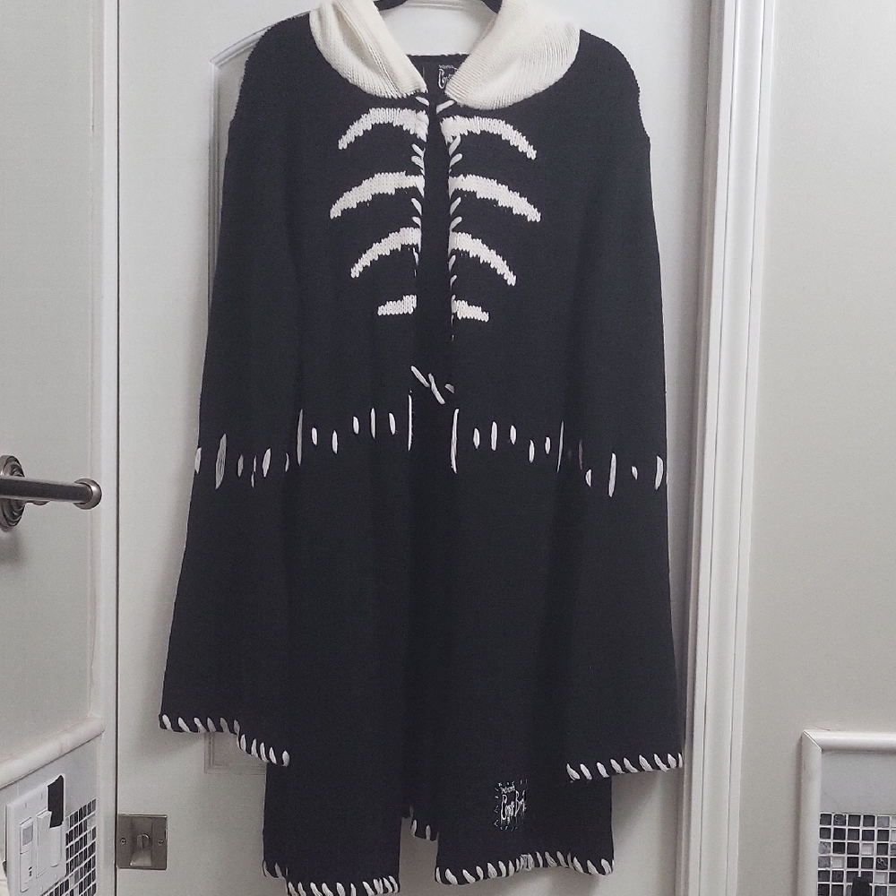 Killstar Black and White Corpse Bride Patch cardigan. Size 3XL - Picture 3 of 12